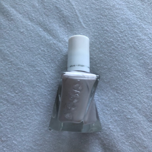 Makeup New Unused Essie Gel Couture Make The Cut Poshmark Makeup New Unused Essie Gel Couture Make The Cut Poshmark